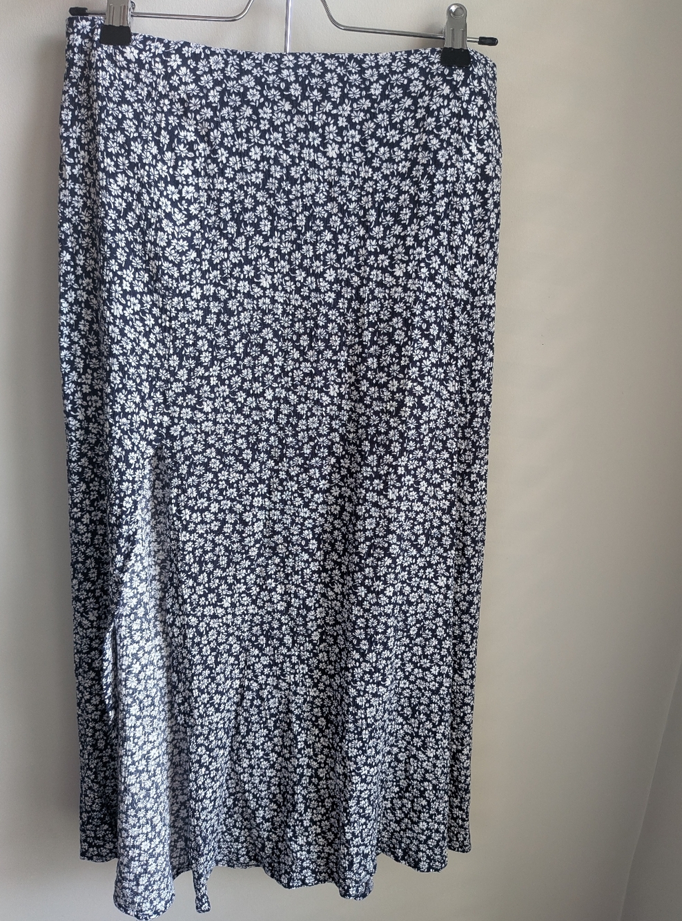 Floral Midi Skirt With Slit 14 Inch Waist